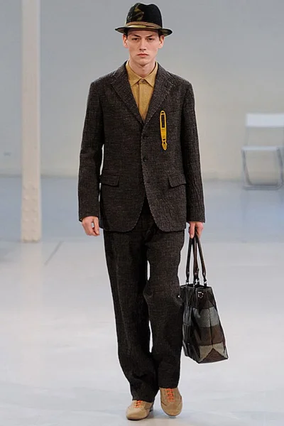 Look 1